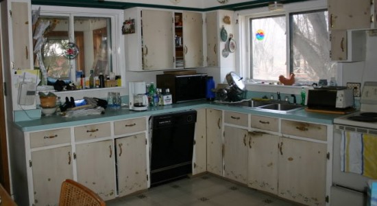 Homebuyers Put Off By Poor Tacky Old Bathrooms And Kitchens Kbb News